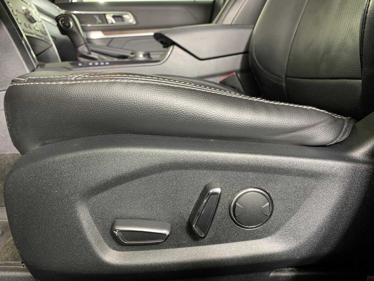 Ford Explorer с пробегом — 2018 год. Фото: #16