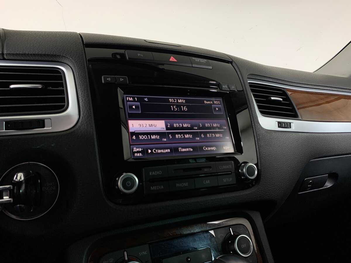 Volkswagen Touareg с пробегом — 2013 год. Фото: #15