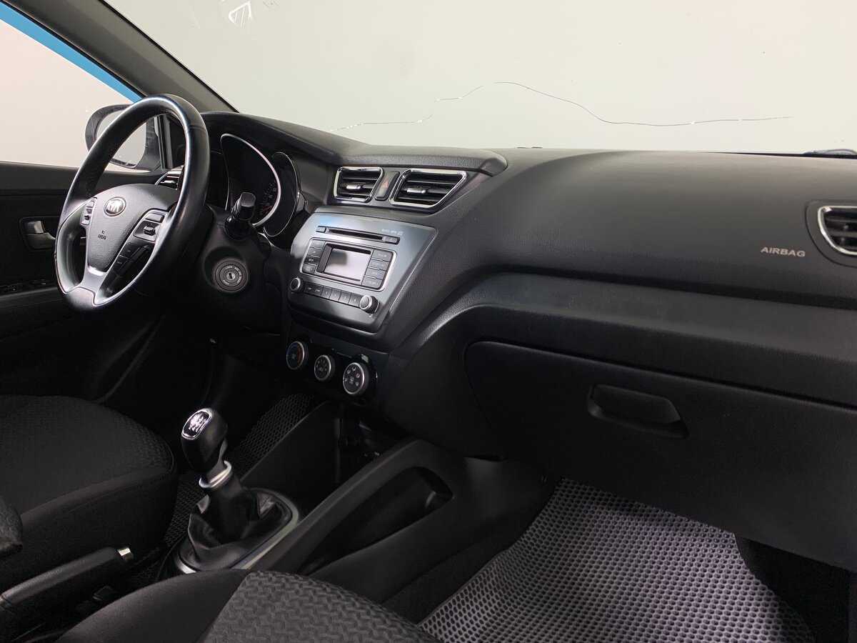 Kia Rio с пробегом — 2016 год. Фото: #13