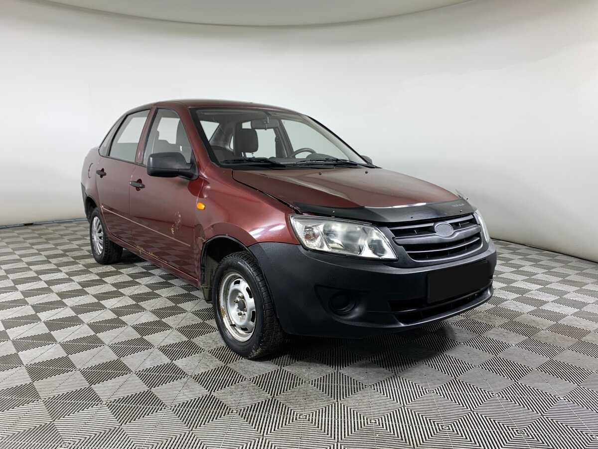 Lada (ВАЗ) Granta с пробегом — 2013 год. Фото: #2