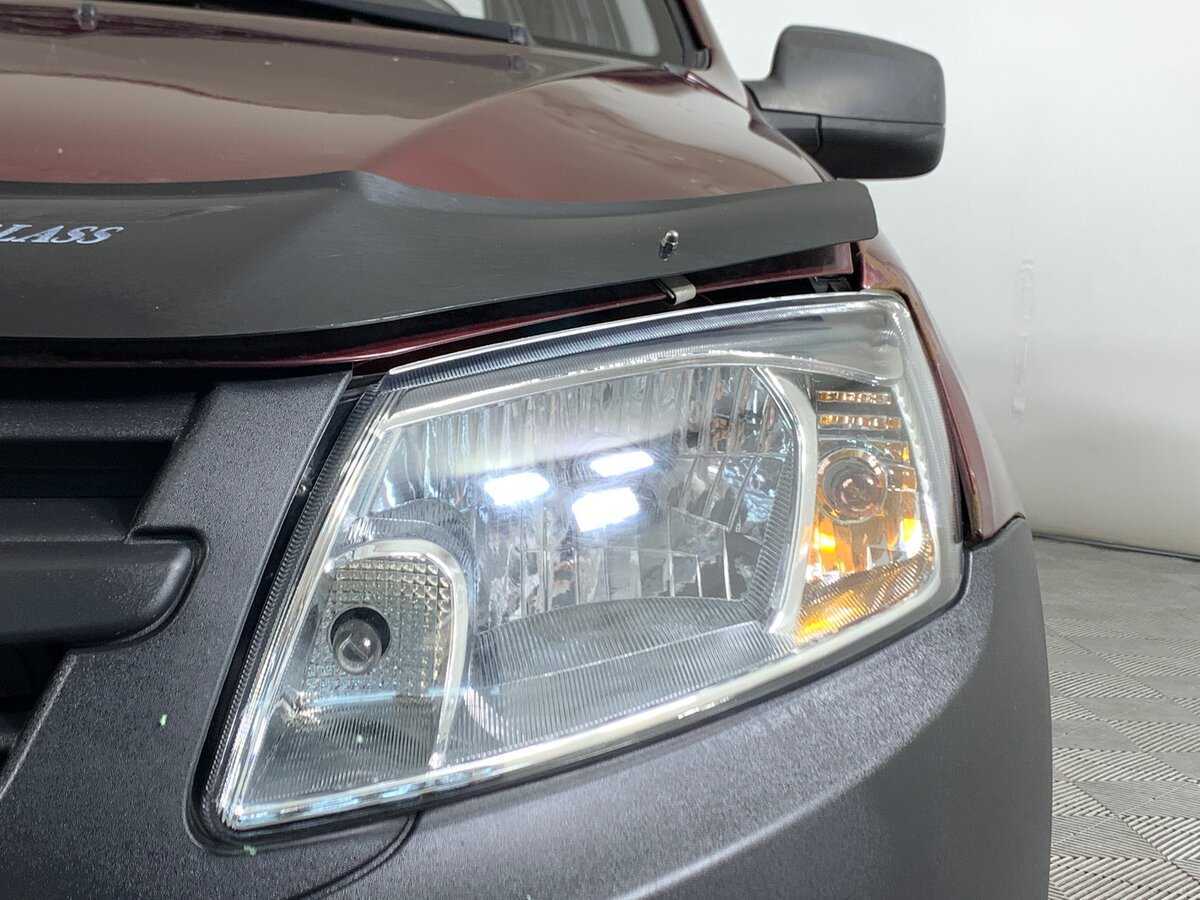 Lada (ВАЗ) Granta с пробегом — 2013 год. Фото: #9