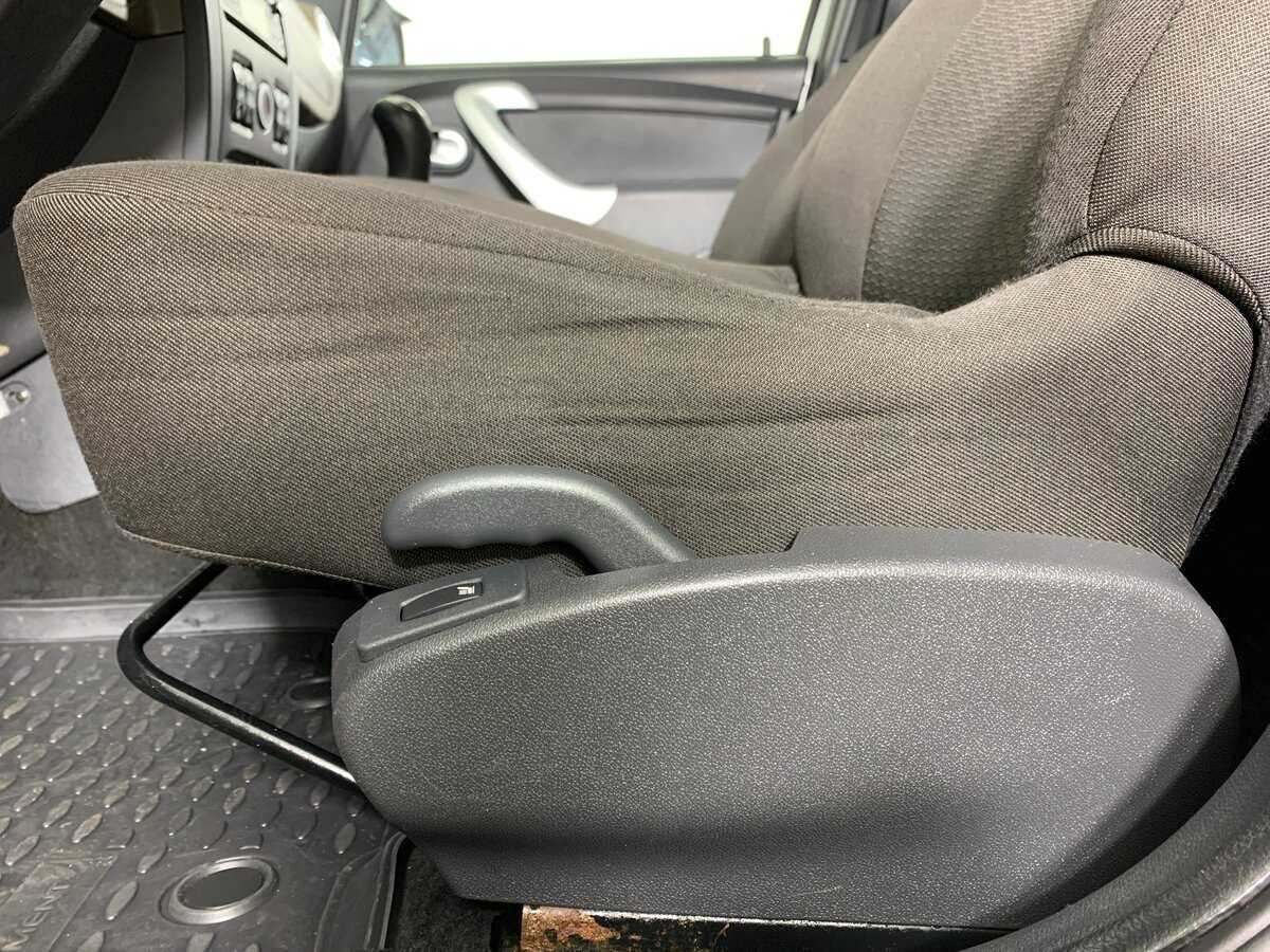 Lada (ВАЗ) Largus с пробегом — 2014 год. Фото: #16