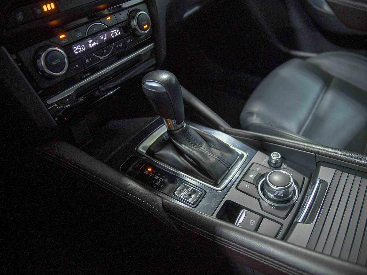 Mazda 6 с пробегом — 2017 год. Фото: #12