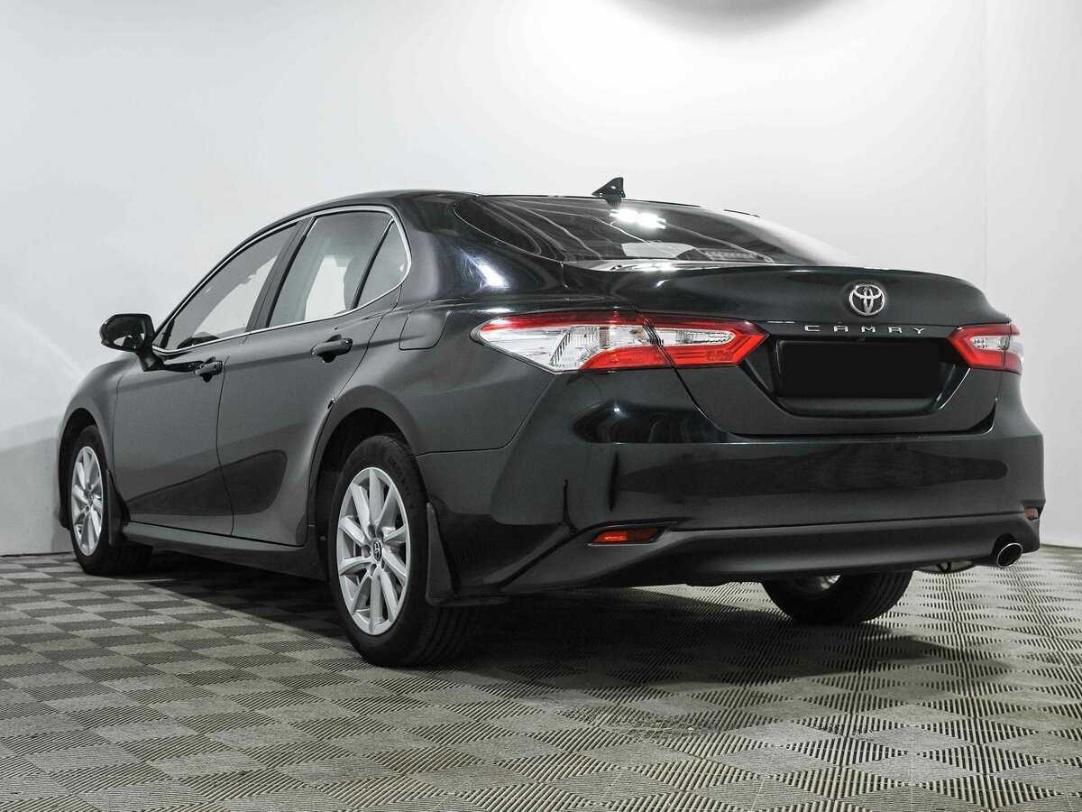 Toyota Camry с пробегом — 2021 год. Фото: #5