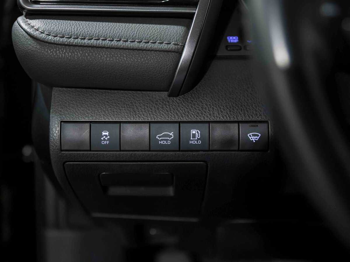 Toyota Camry с пробегом — 2021 год. Фото: #14