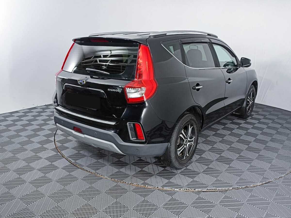 Geely Emgrand X7 с пробегом — 2018 год. Фото: #4