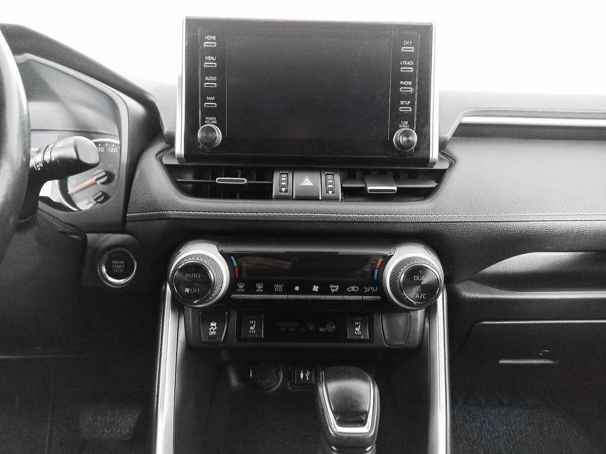 Toyota RAV4 с пробегом — 2019 год. Фото: #12