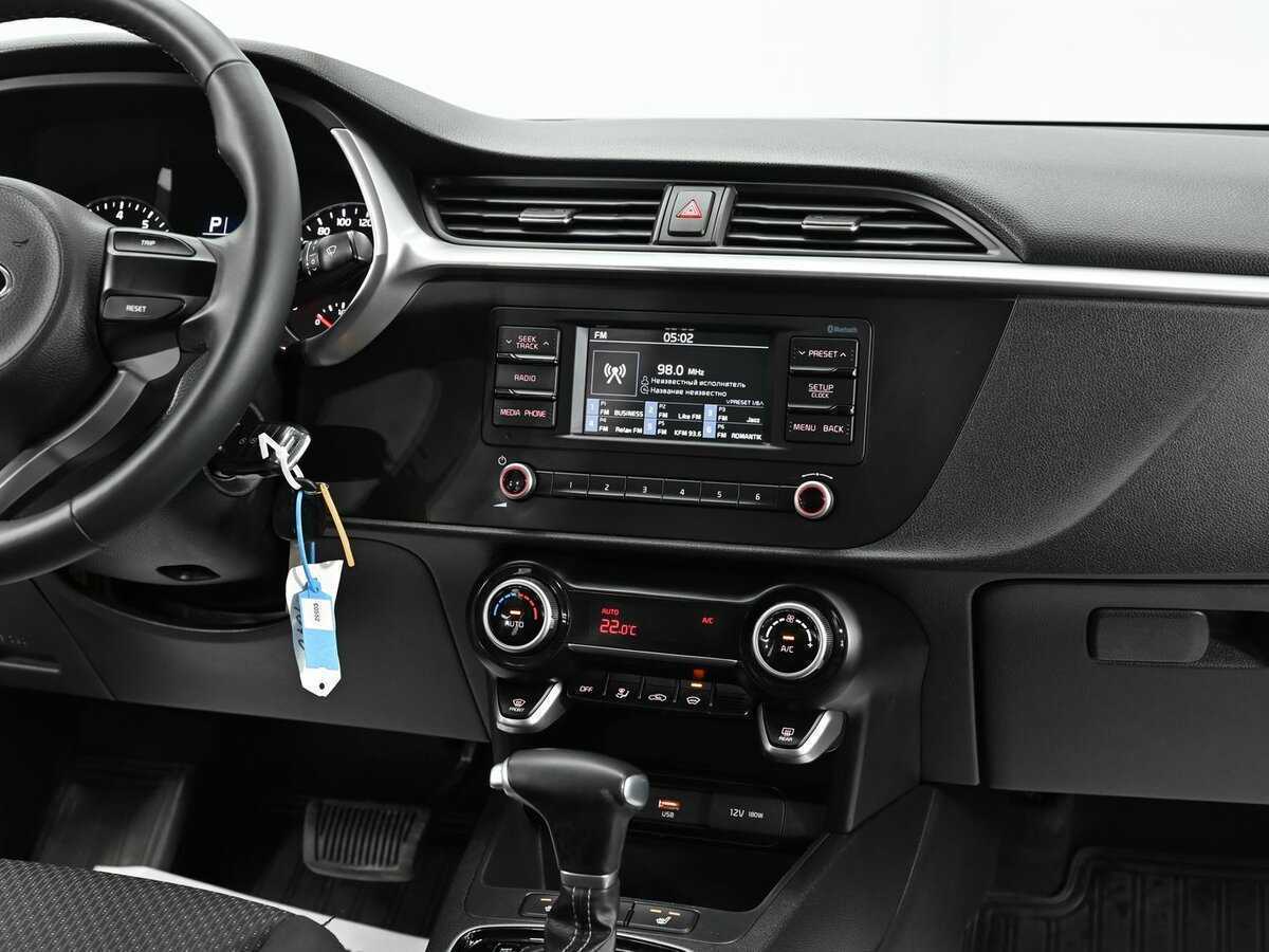 Kia Rio с пробегом — 2020 год. Фото: #8