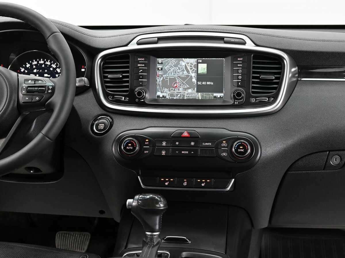 Kia Sorento с пробегом — 2017 год. Фото: #8