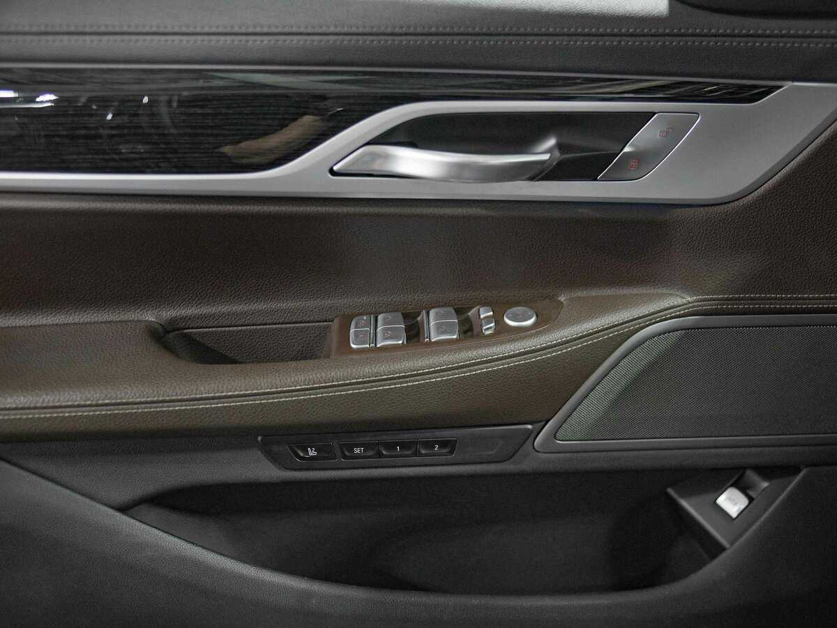 BMW 7 серии с пробегом — 2018 год. Фото: #11