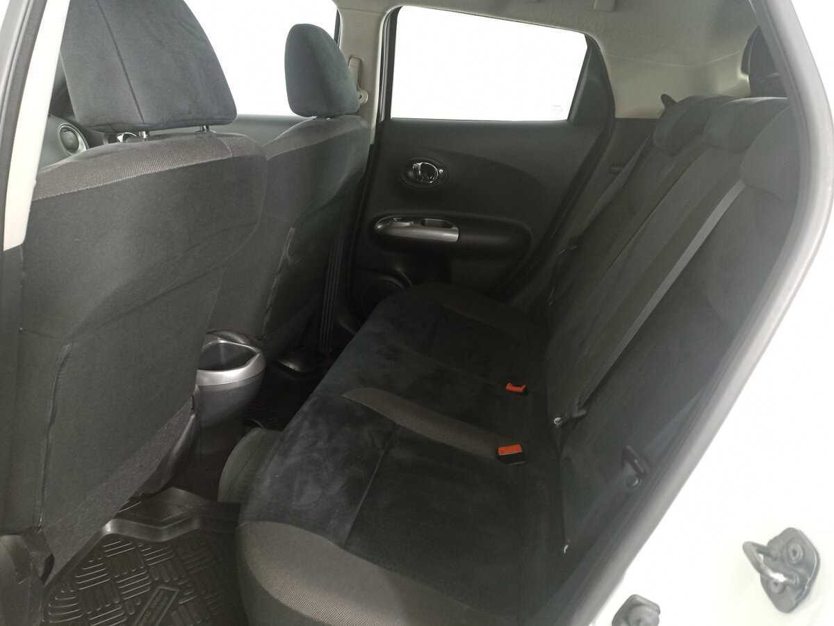 Nissan Juke с пробегом — 2013 год. Фото: #11