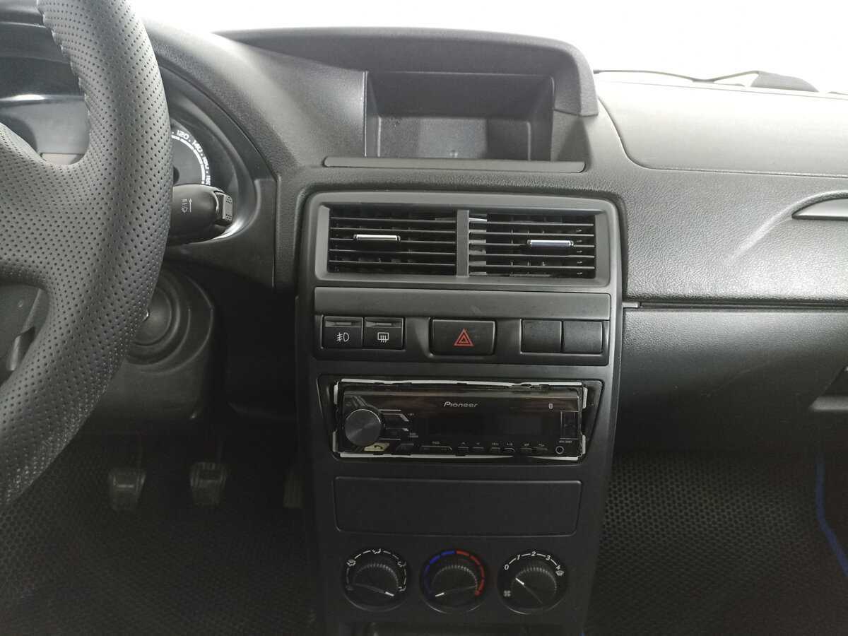 Lada (ВАЗ) Priora с пробегом — 2018 год. Фото: #14