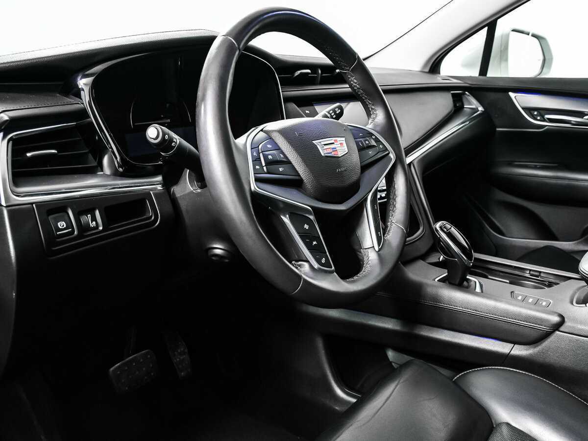 Cadillac XT5 с пробегом — 2016 год. Фото: #12