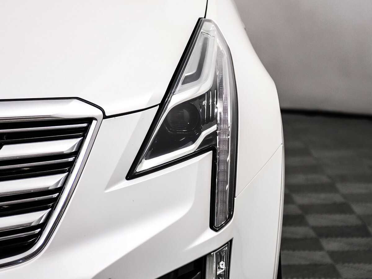 Cadillac XT5 с пробегом — 2016 год. Фото: #14