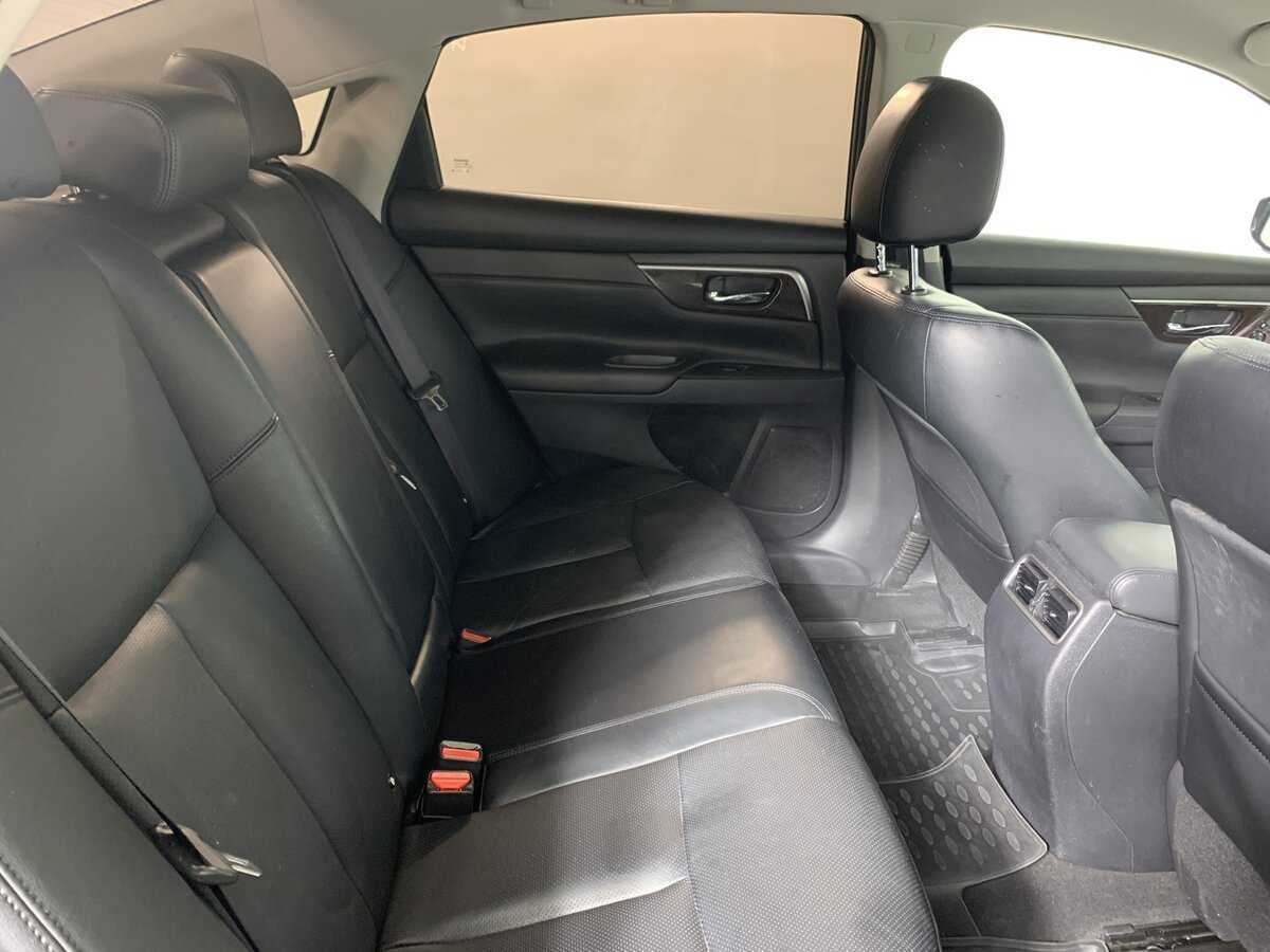 Nissan Teana с пробегом — 2015 год. Фото: #16