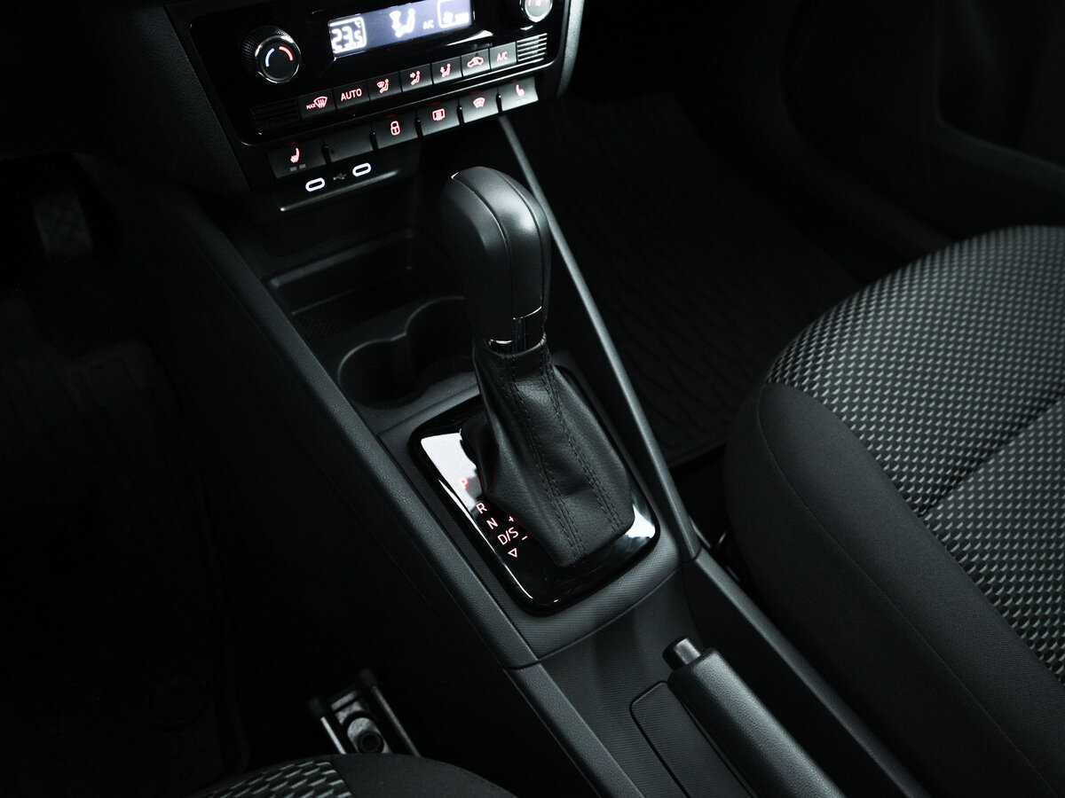 Volkswagen Polo с пробегом — 2020 год. Фото: #10