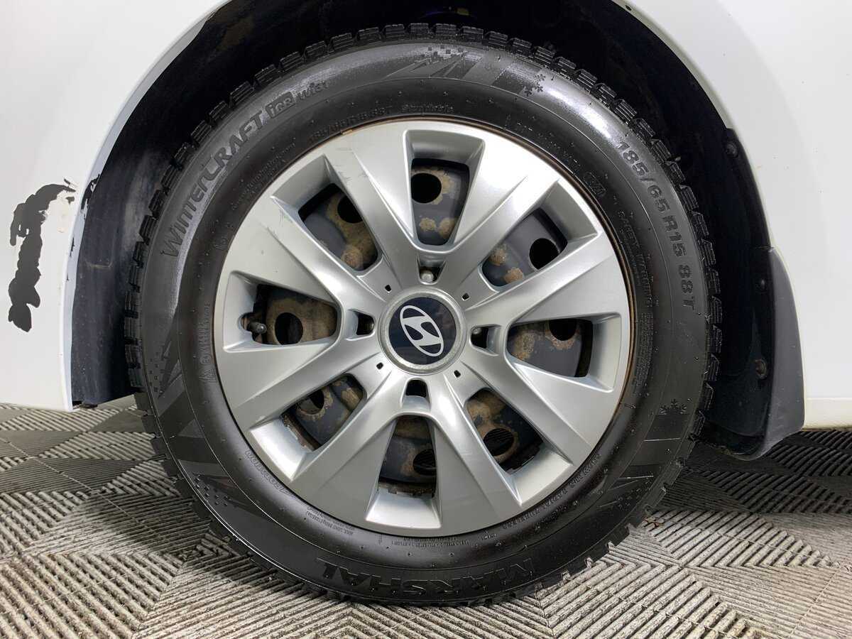 Hyundai Solaris с пробегом — 2016 год. Фото: #8