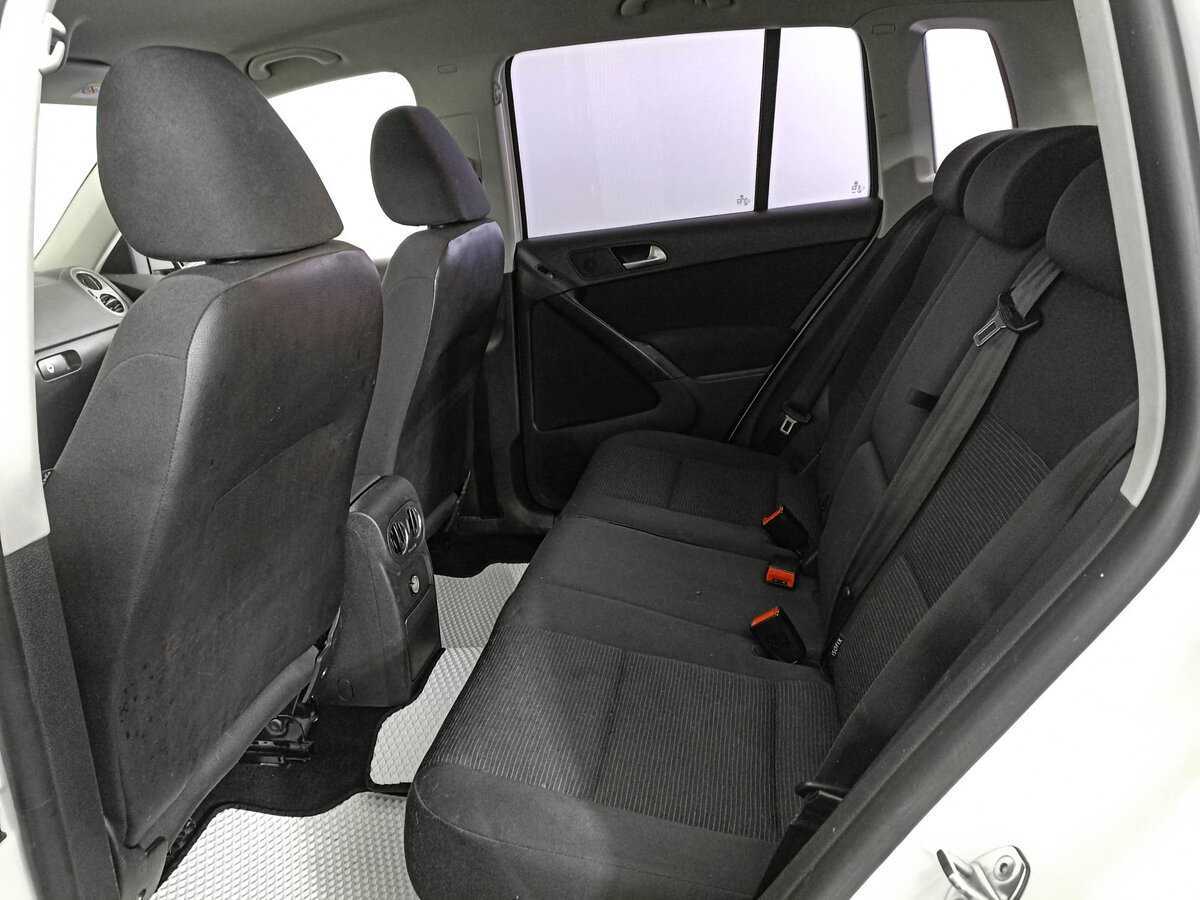 Volkswagen Tiguan с пробегом — 2013 год. Фото: #11