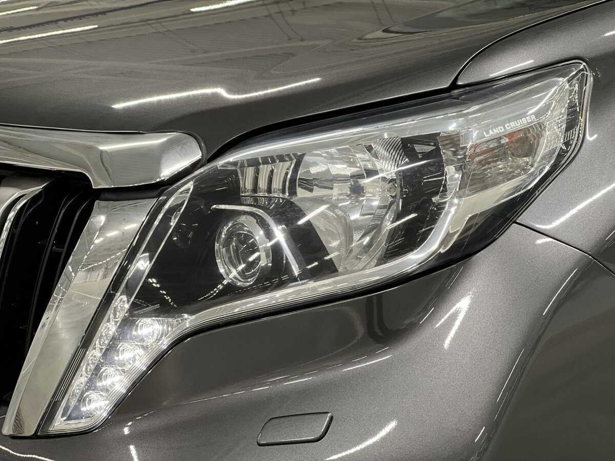Toyota Land Cruiser Prado с пробегом — 2014 год. Фото: #16