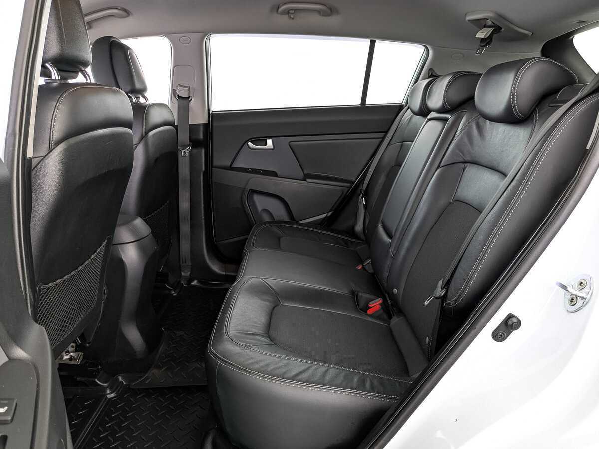 Kia Sportage с пробегом — 2012 год. Фото: #17