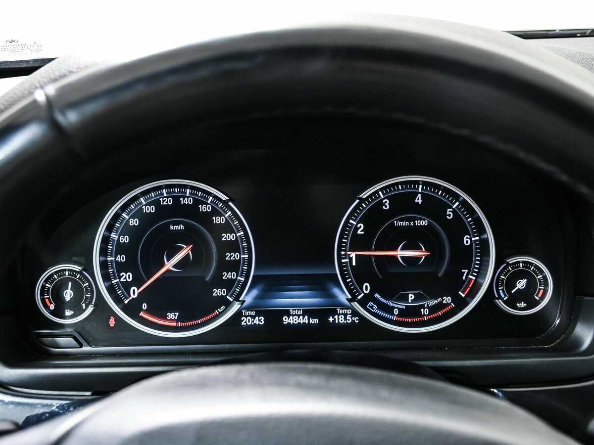 BMW 5 серии с пробегом — 2016 год. Фото: #9