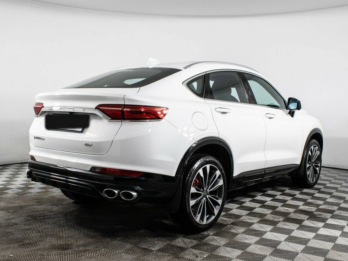 Geely Tugella с пробегом — 2023 год. Фото: #4