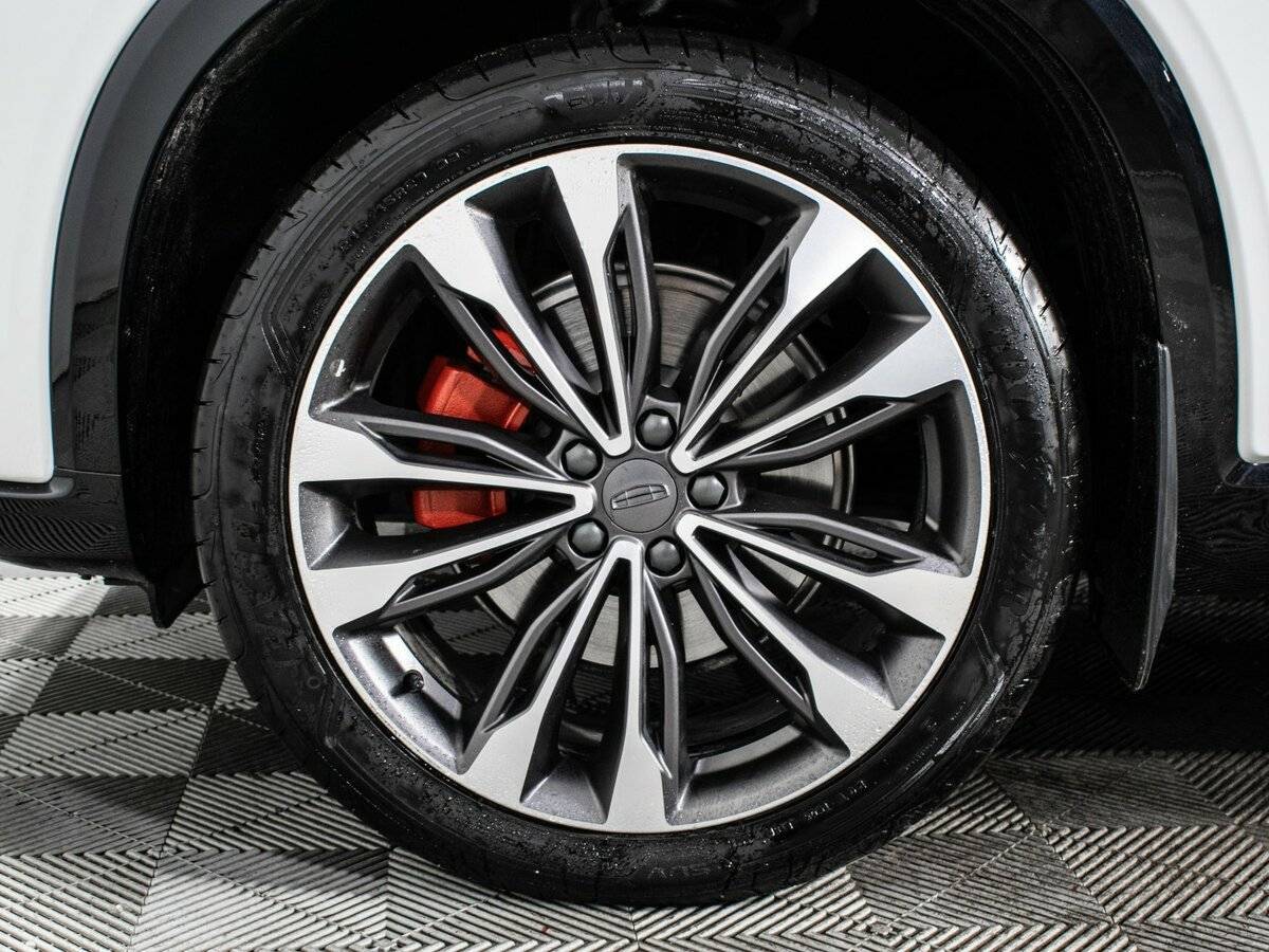 Geely Tugella с пробегом — 2023 год. Фото: #19