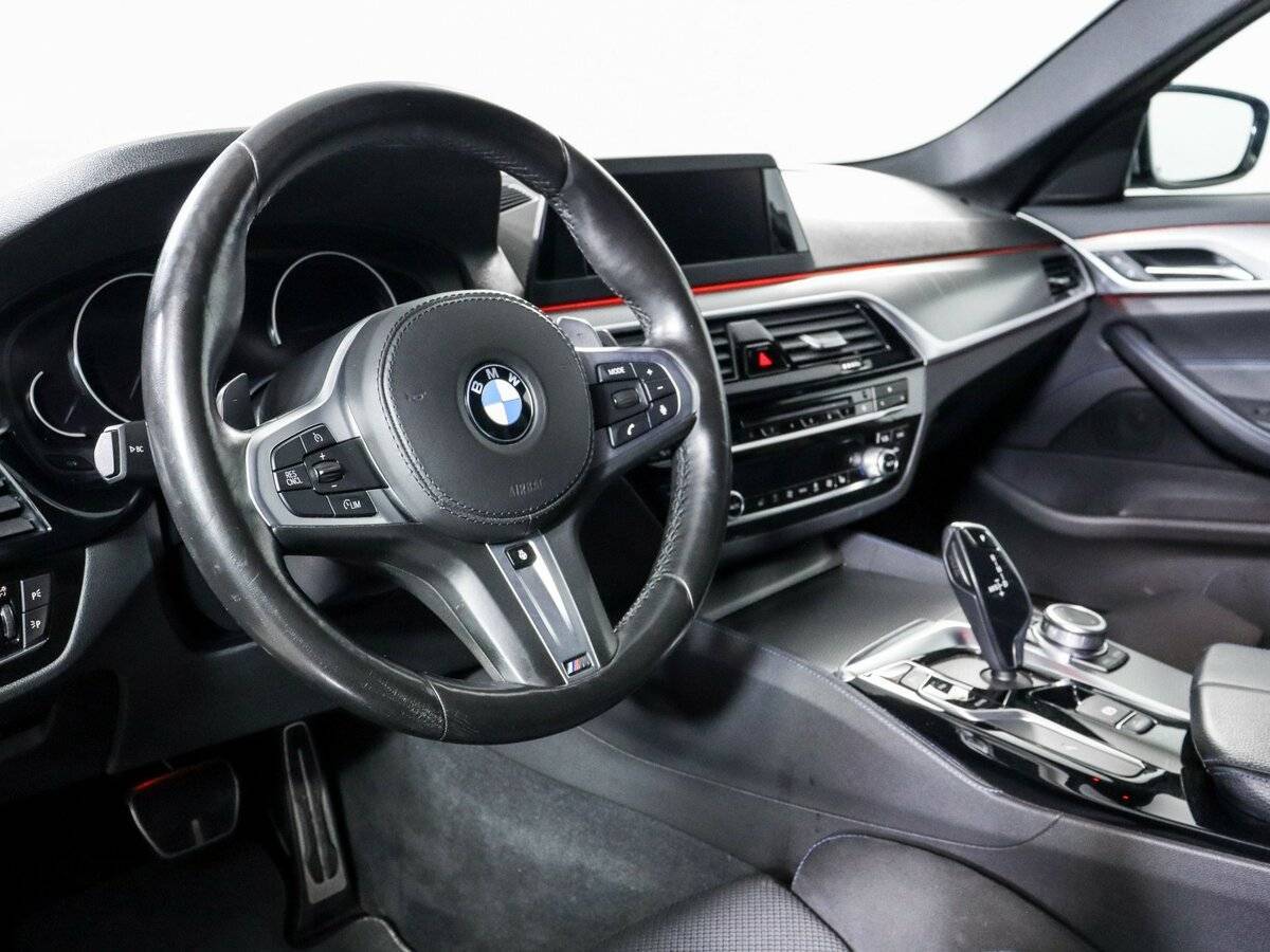 BMW 5 серии с пробегом — 2019 год. Фото: #10