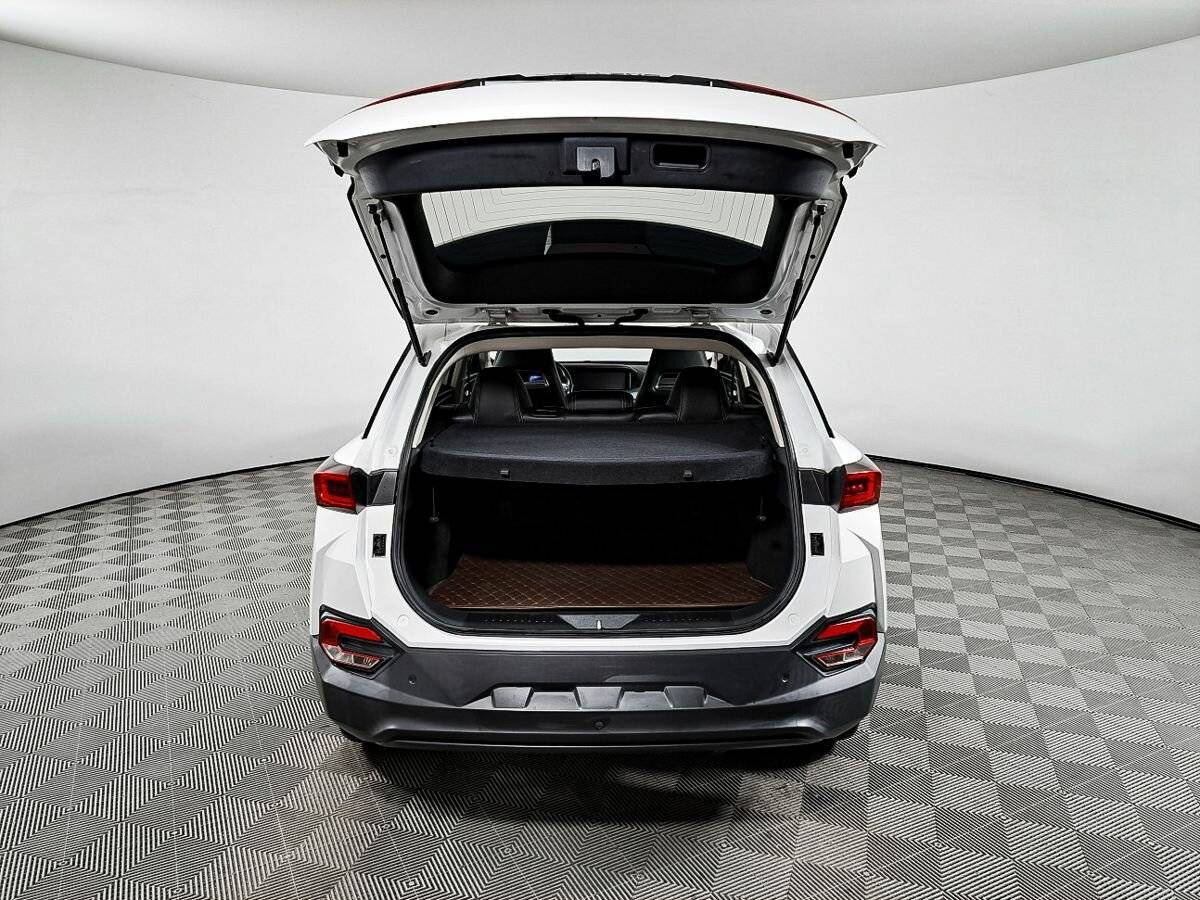 FAW Bestune T77 с пробегом — 2019 год. Фото: #9