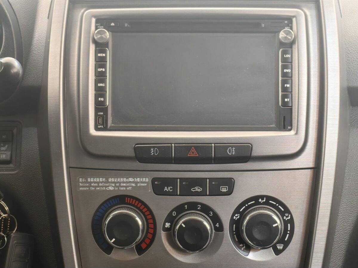 Chery Tiggo (T11) с пробегом — 2015 год. Фото: #11