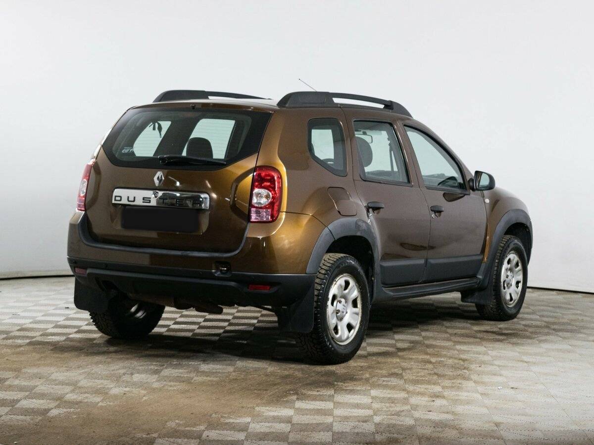 Renault Duster с пробегом — 2014 год. Фото: #4