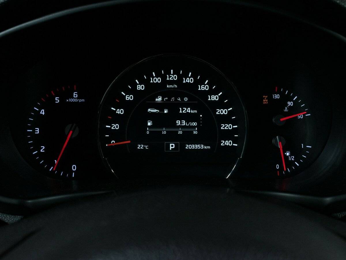 Kia Sorento с пробегом — 2017 год. Фото: #13