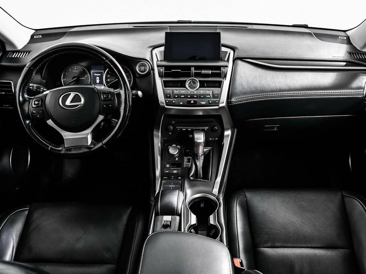 Lexus NX с пробегом — 2015 год. Фото: #10