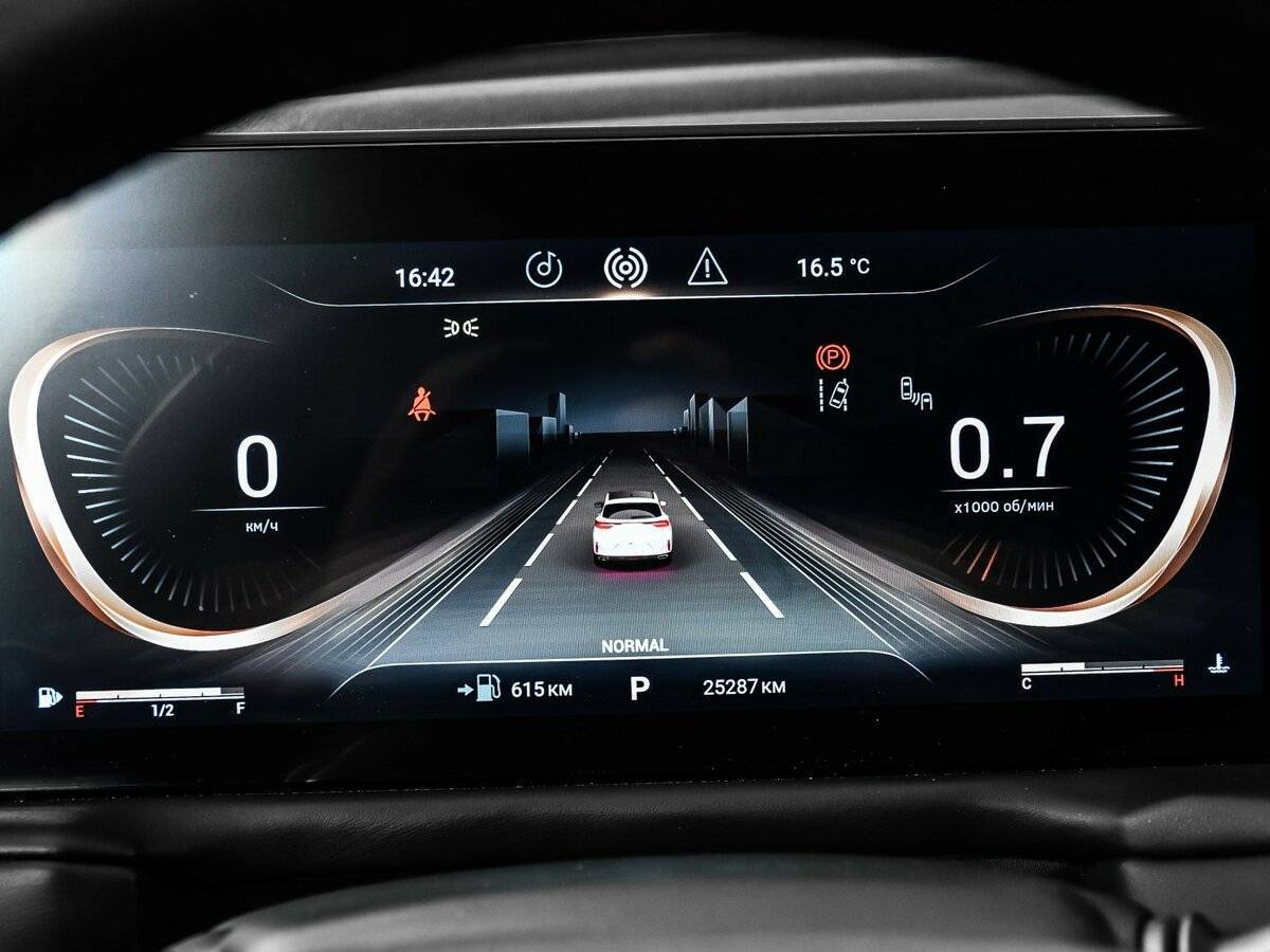 EXEED TXL с пробегом — 2023 год. Фото: #6