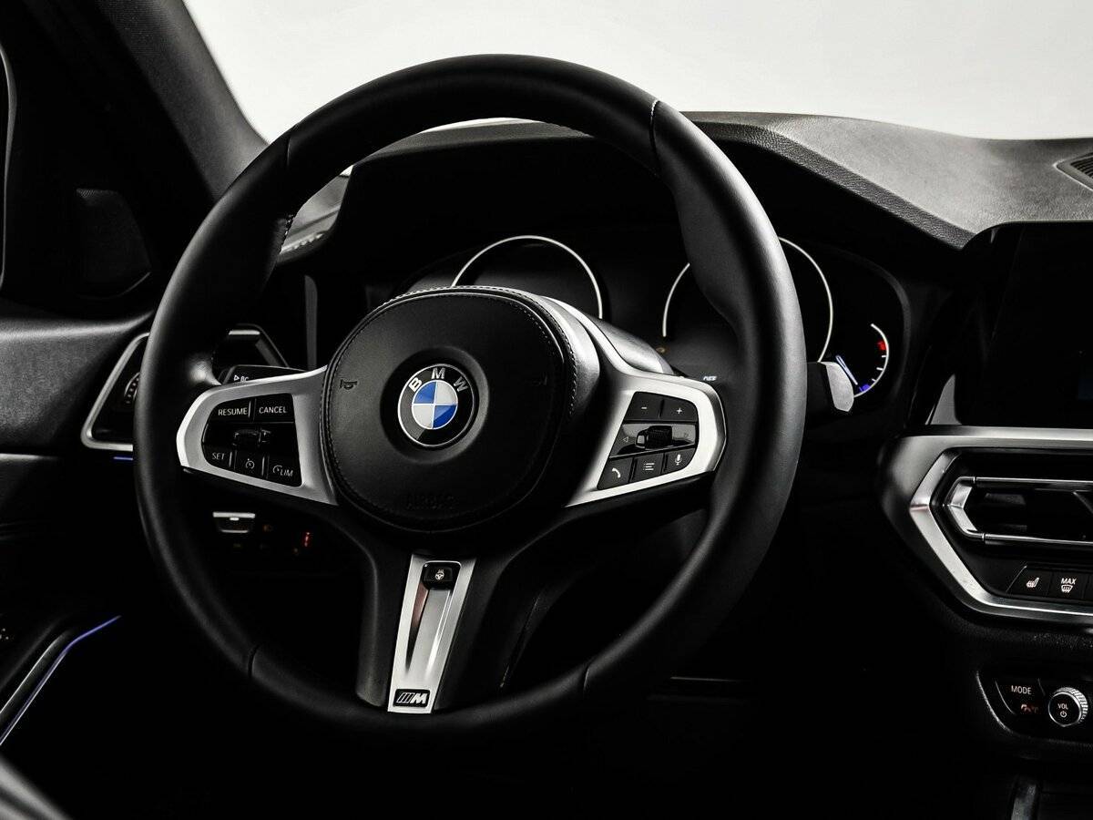 BMW 3 серии с пробегом — 2019 год. Фото: #11