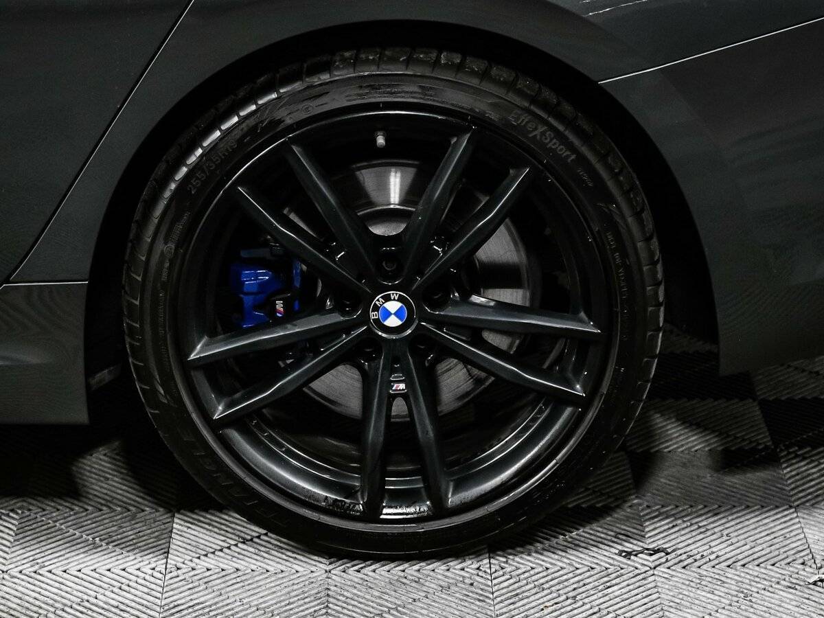 BMW 3 серии с пробегом — 2019 год. Фото: #15
