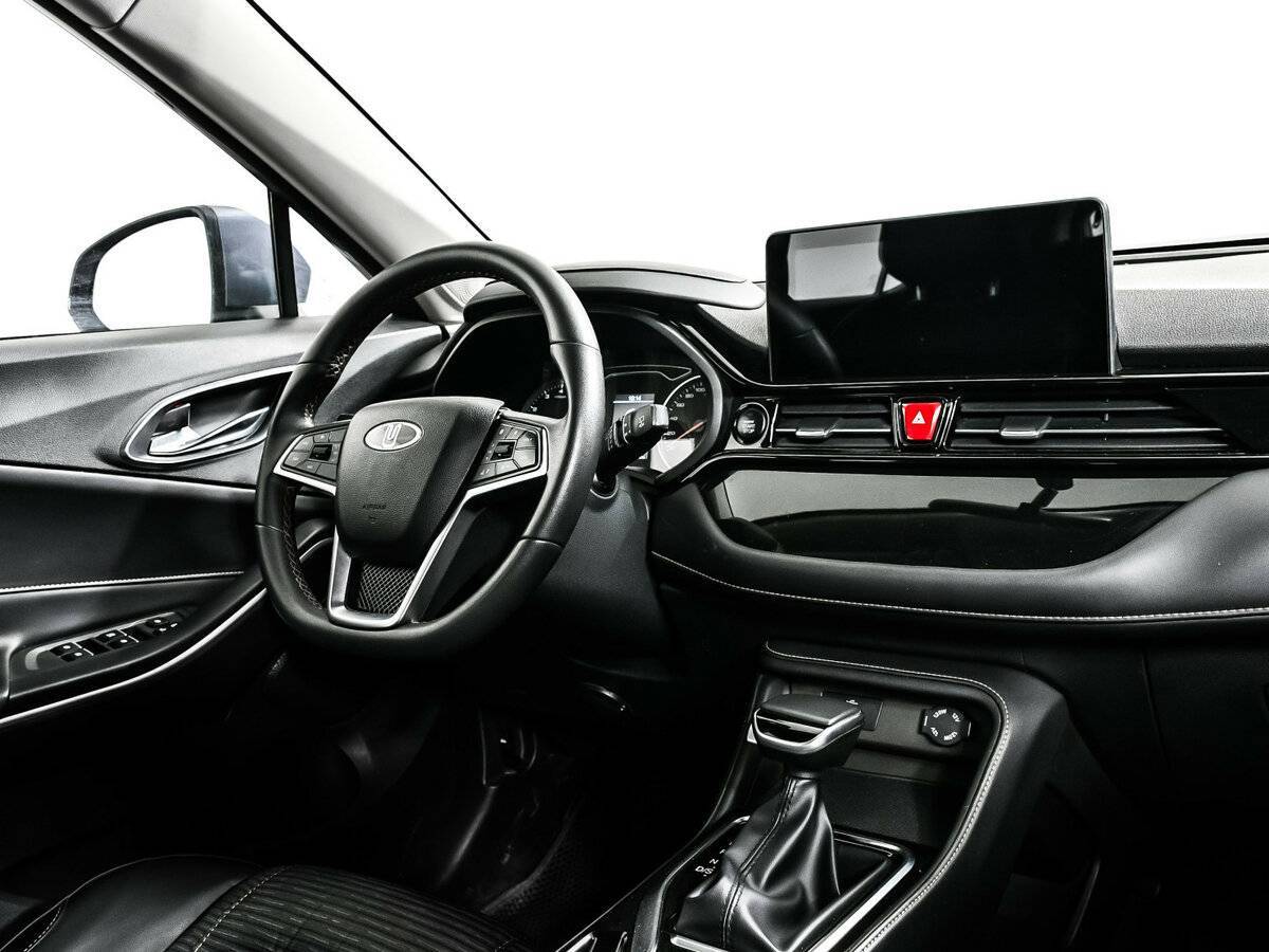 Москвич 3 с пробегом — 2023 год. Фото: #8