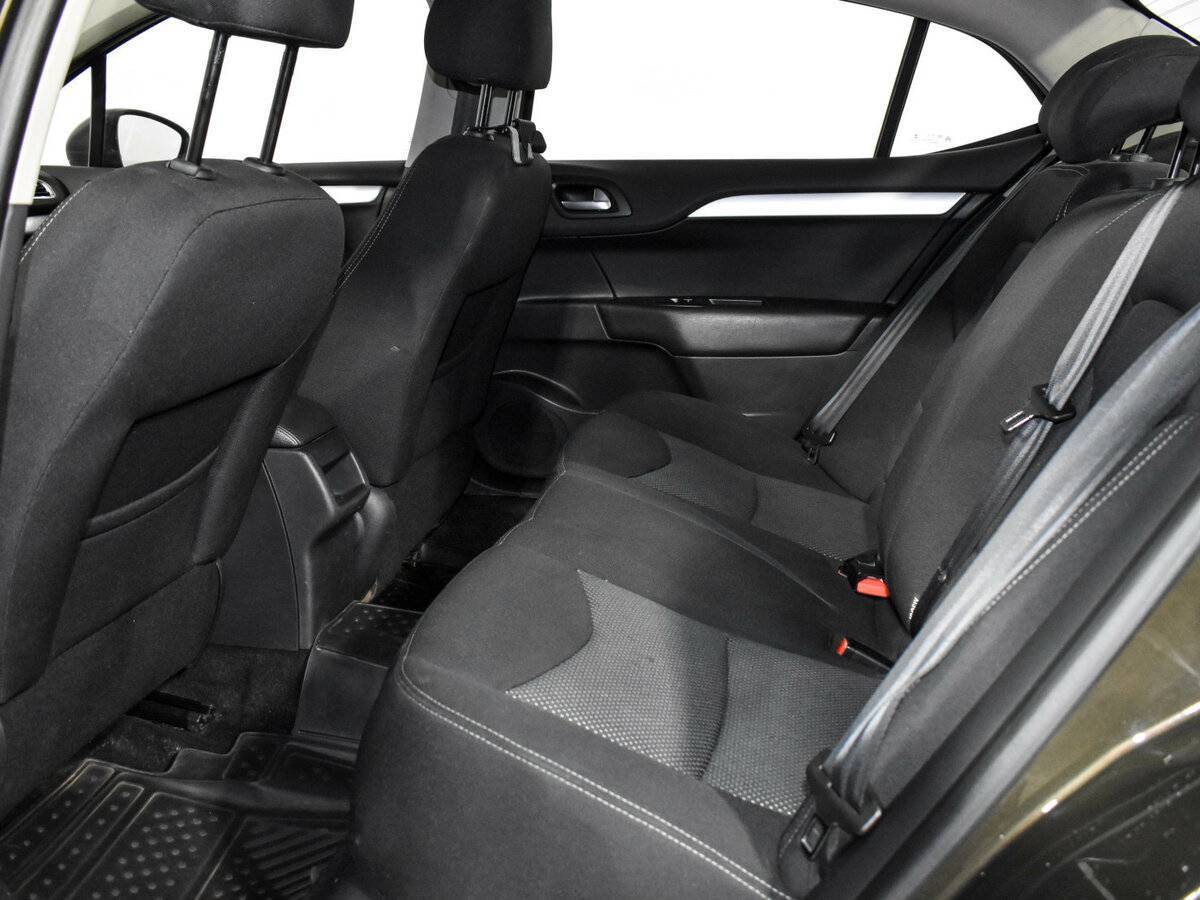 Citroen C4 с пробегом — 2016 год. Фото: #10