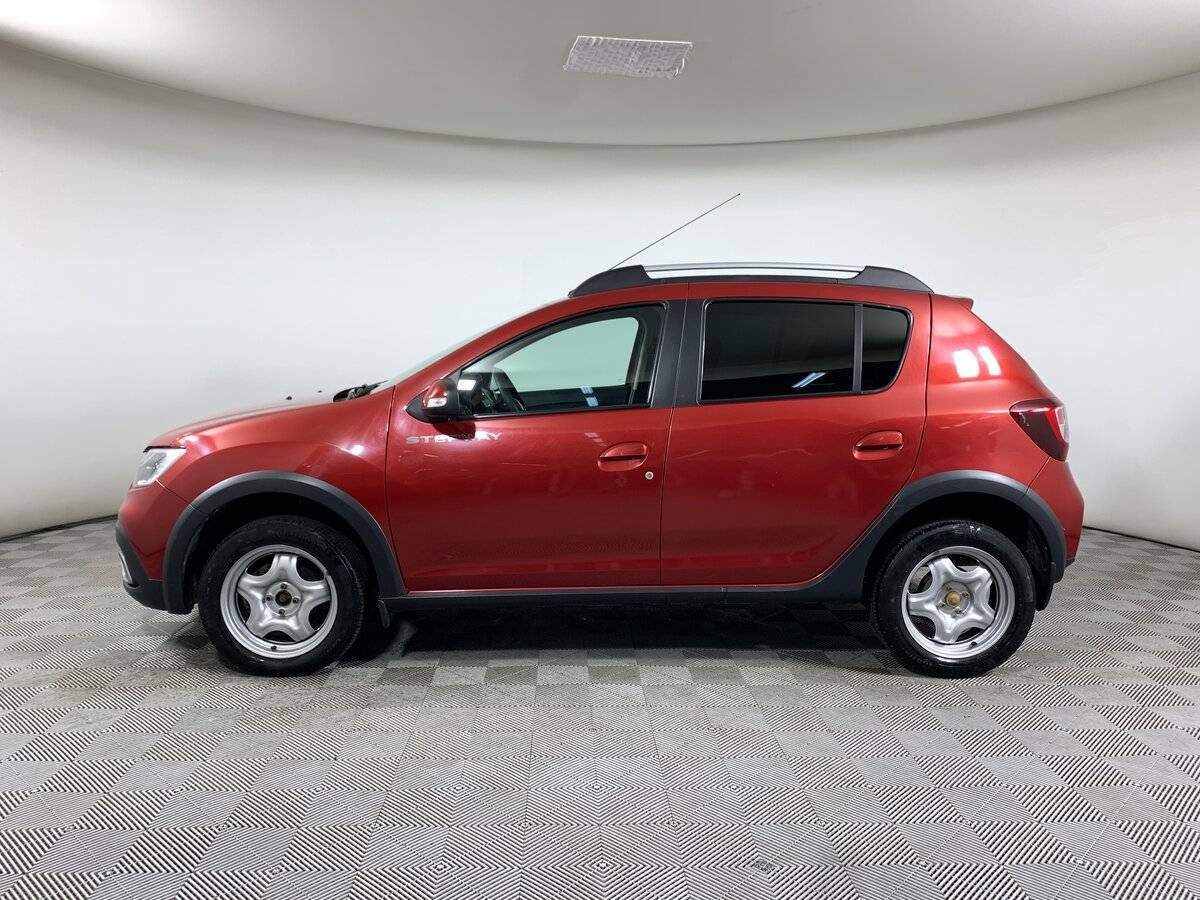 Renault Sandero с пробегом — 2021 год. Фото: #7