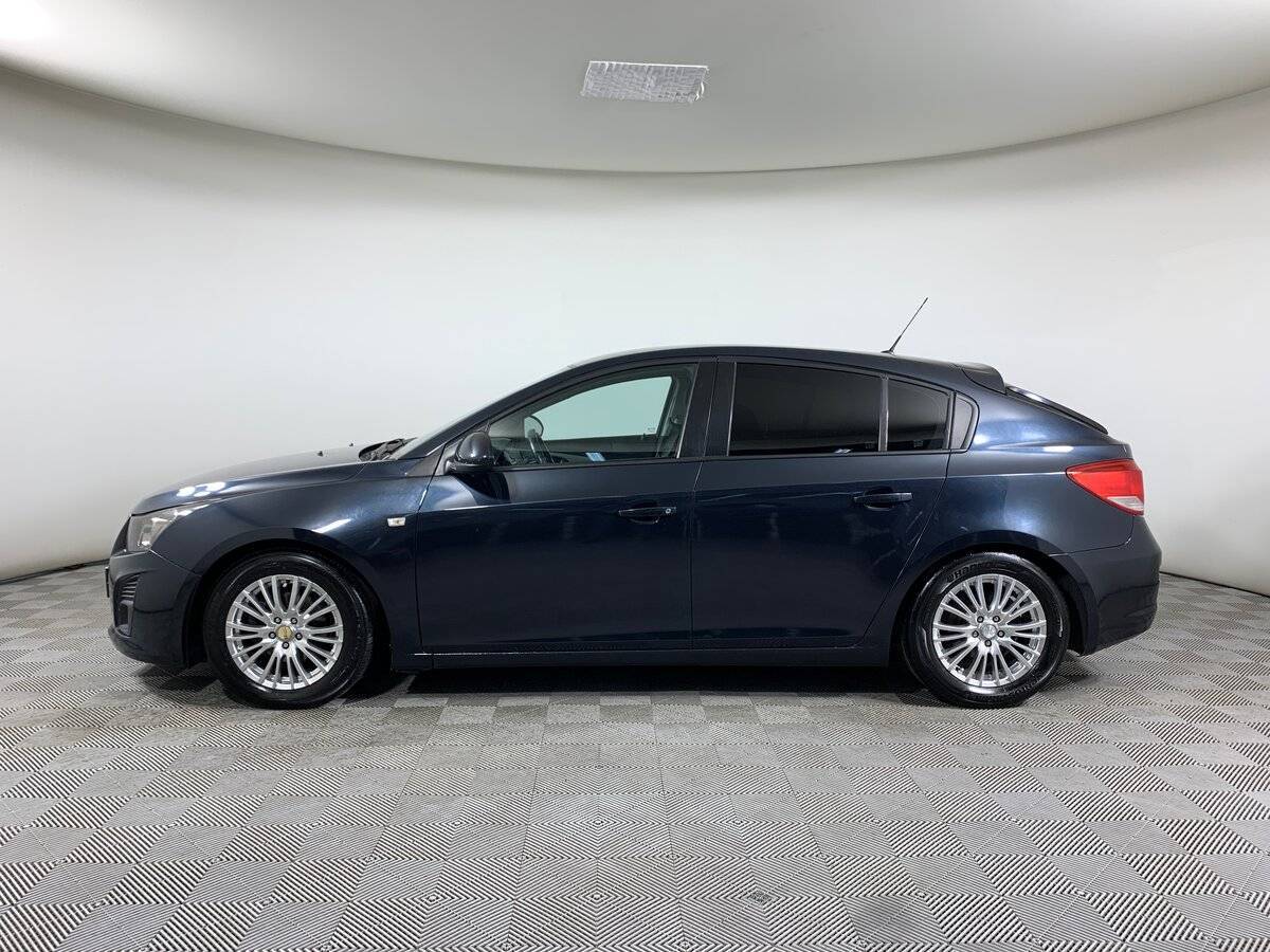 Chevrolet Cruze с пробегом — 2012 год. Фото: #7