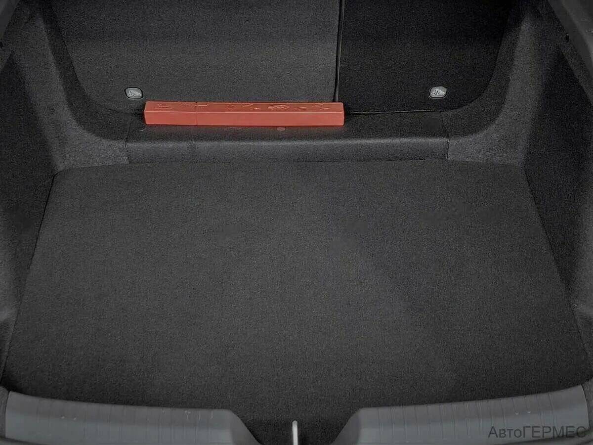 Changan UNI-V с пробегом — 2023 год. Фото: #12