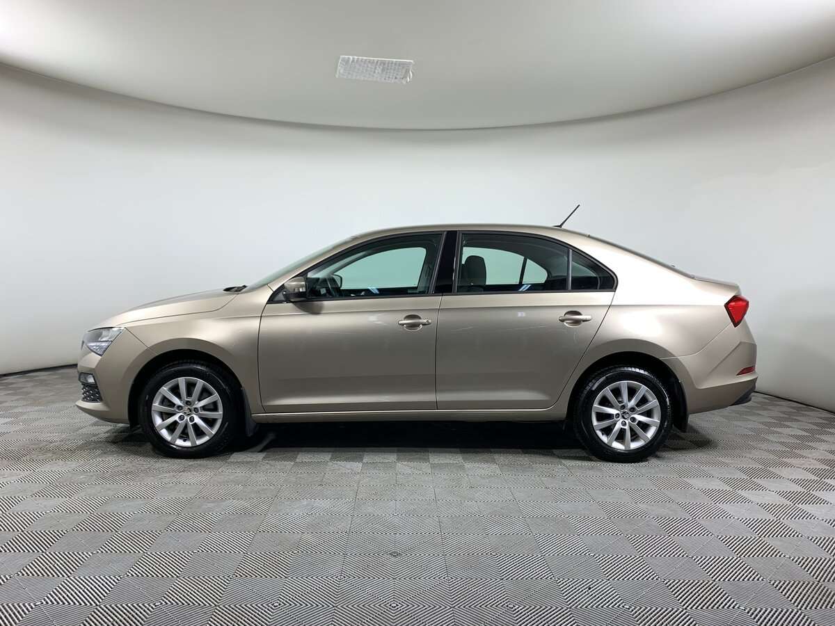 Skoda Rapid с пробегом — 2020 год. Фото: #7