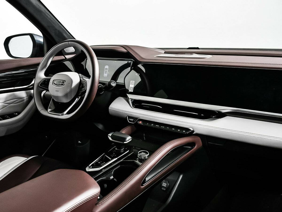 Geely Monjaro с пробегом — 2023 год. Фото: #8