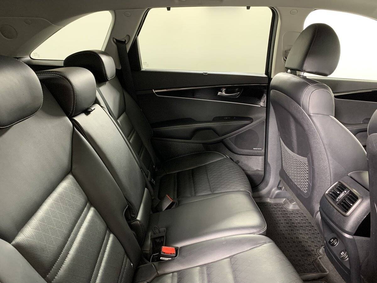 Kia Sorento с пробегом — 2018 год. Фото: #16