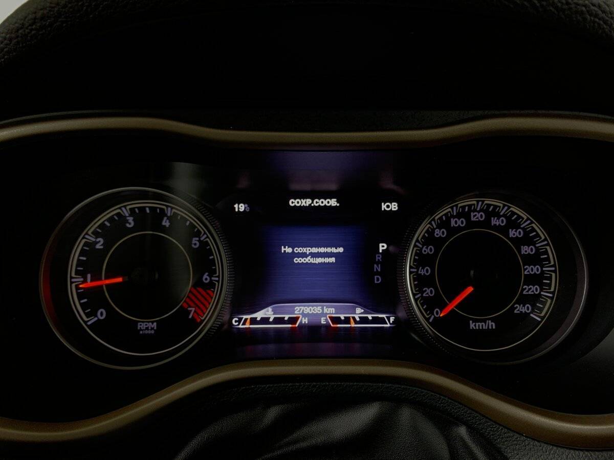 Jeep Cherokee с пробегом — 2014 год. Фото: #13