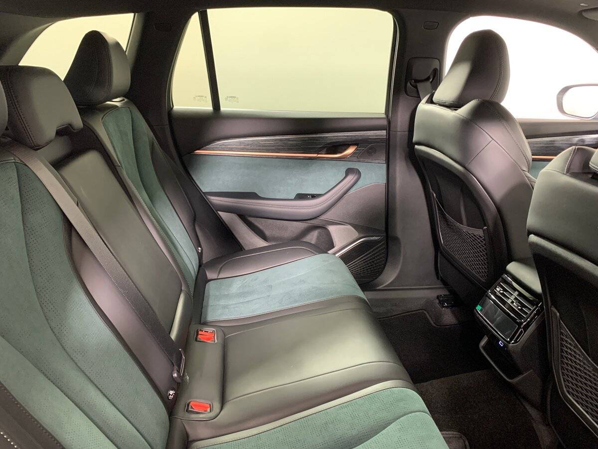 Geely Monjaro с пробегом — 2023 год. Фото: #16