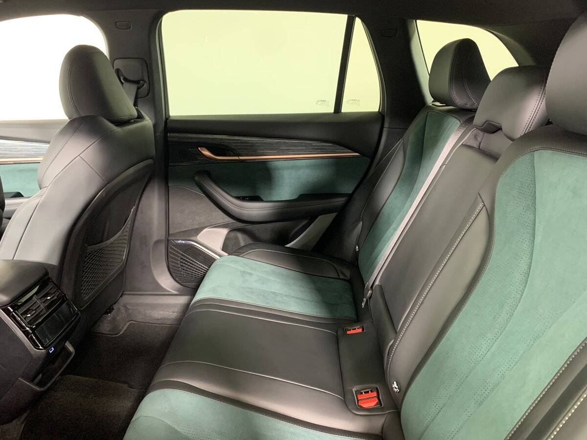 Geely Monjaro с пробегом — 2023 год. Фото: #18