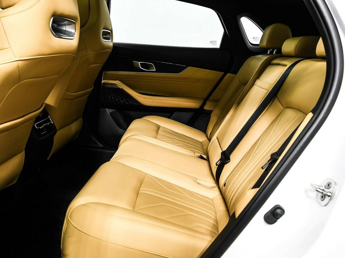 Changan UNI-K с пробегом — 2023 год. Фото: #12