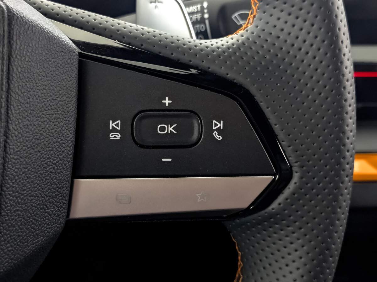 Changan UNI-V с пробегом — 2024 год. Фото: #29