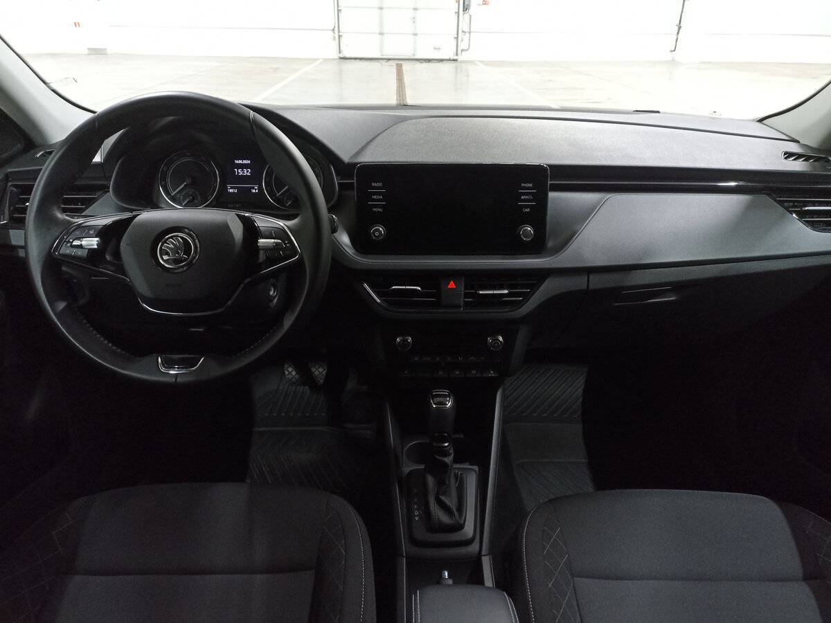 Skoda Rapid с пробегом — 2022 год. Фото: #13